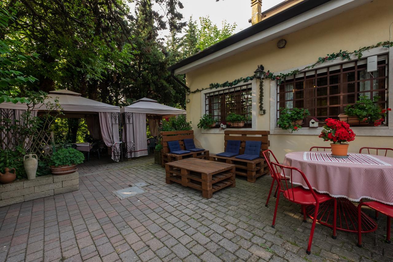 Ai Due Pini B&B Pescantina Kültér fotó